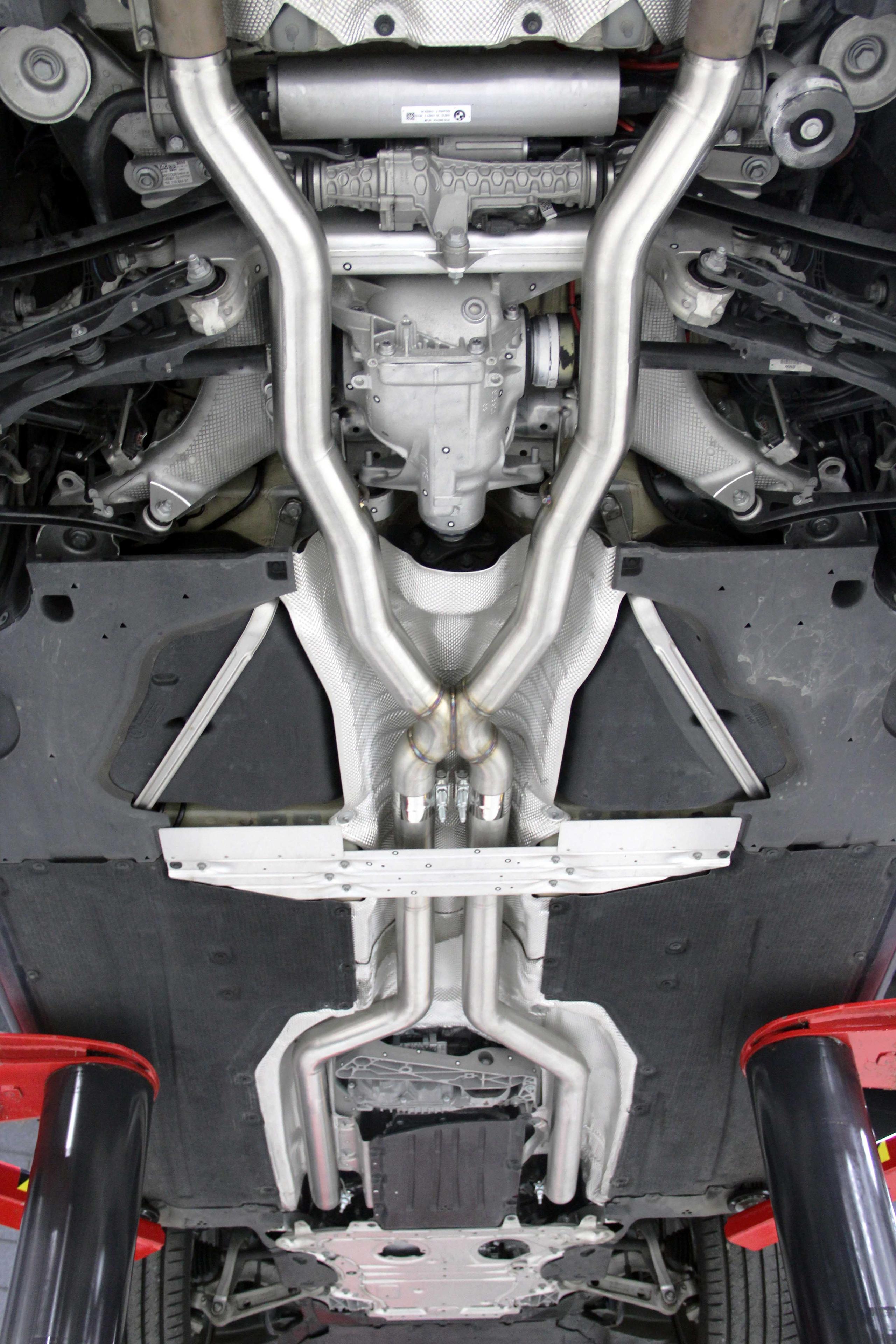 M550I Middle Exhaust  - D660-0080