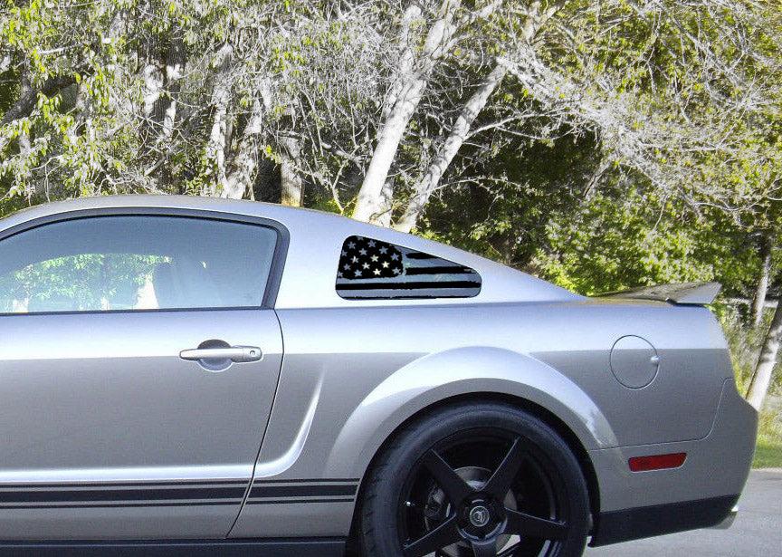 Anchor Room Quarter Window American Flag (2005-2009 Mustang) - Gloss White, Non-Distressed - 05FM_QWFND_GW