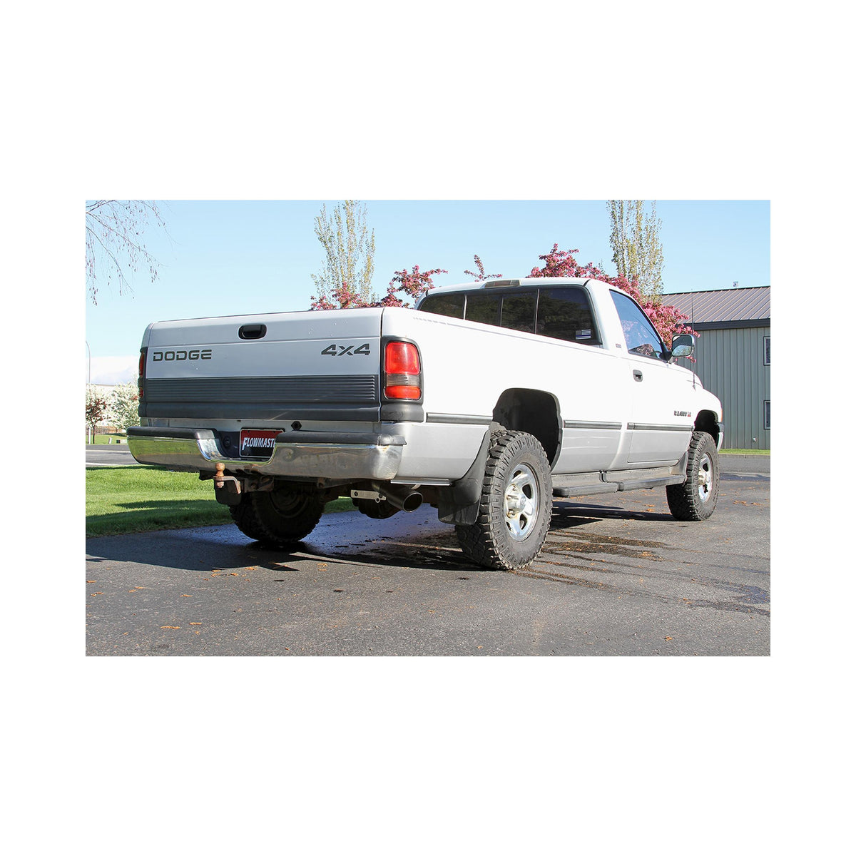 Flowmaster FlowFX Cat-Back Exhaust System - 717947