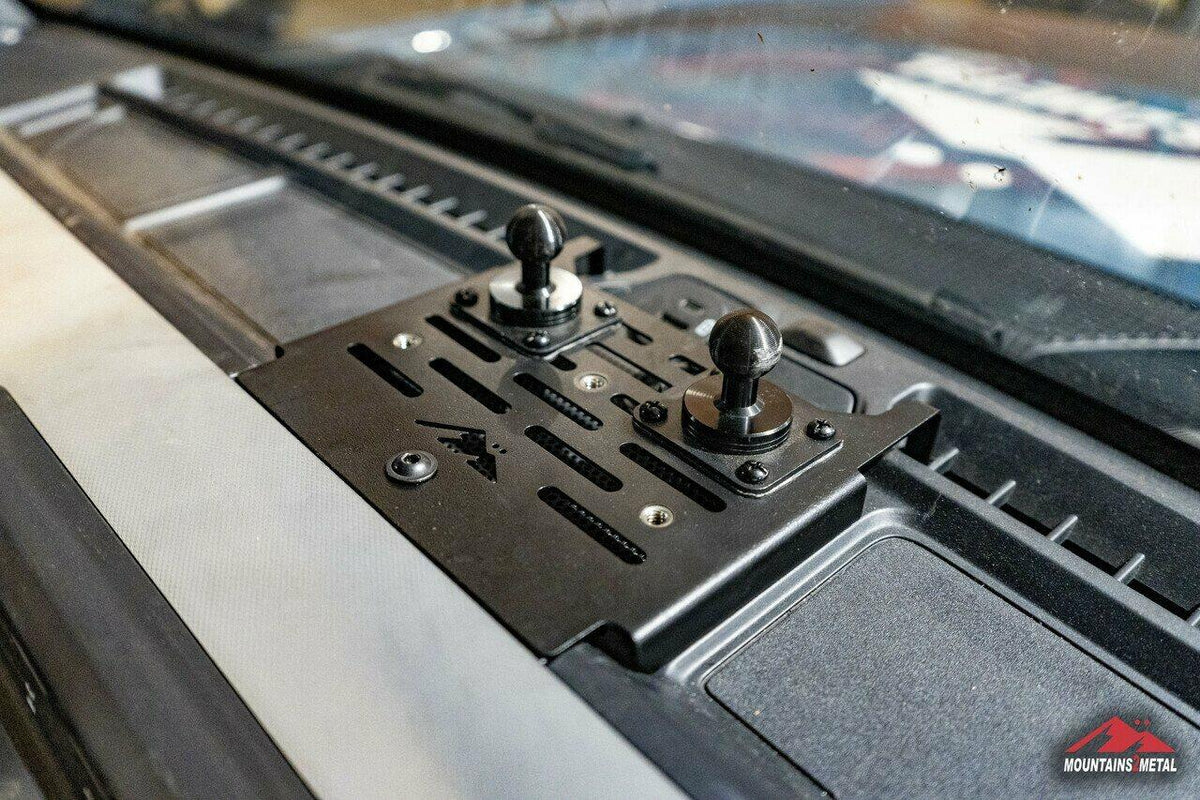Mountains2Metal Dash Accessory Mount (Small) - BRONCO 6G - BR6DAMS