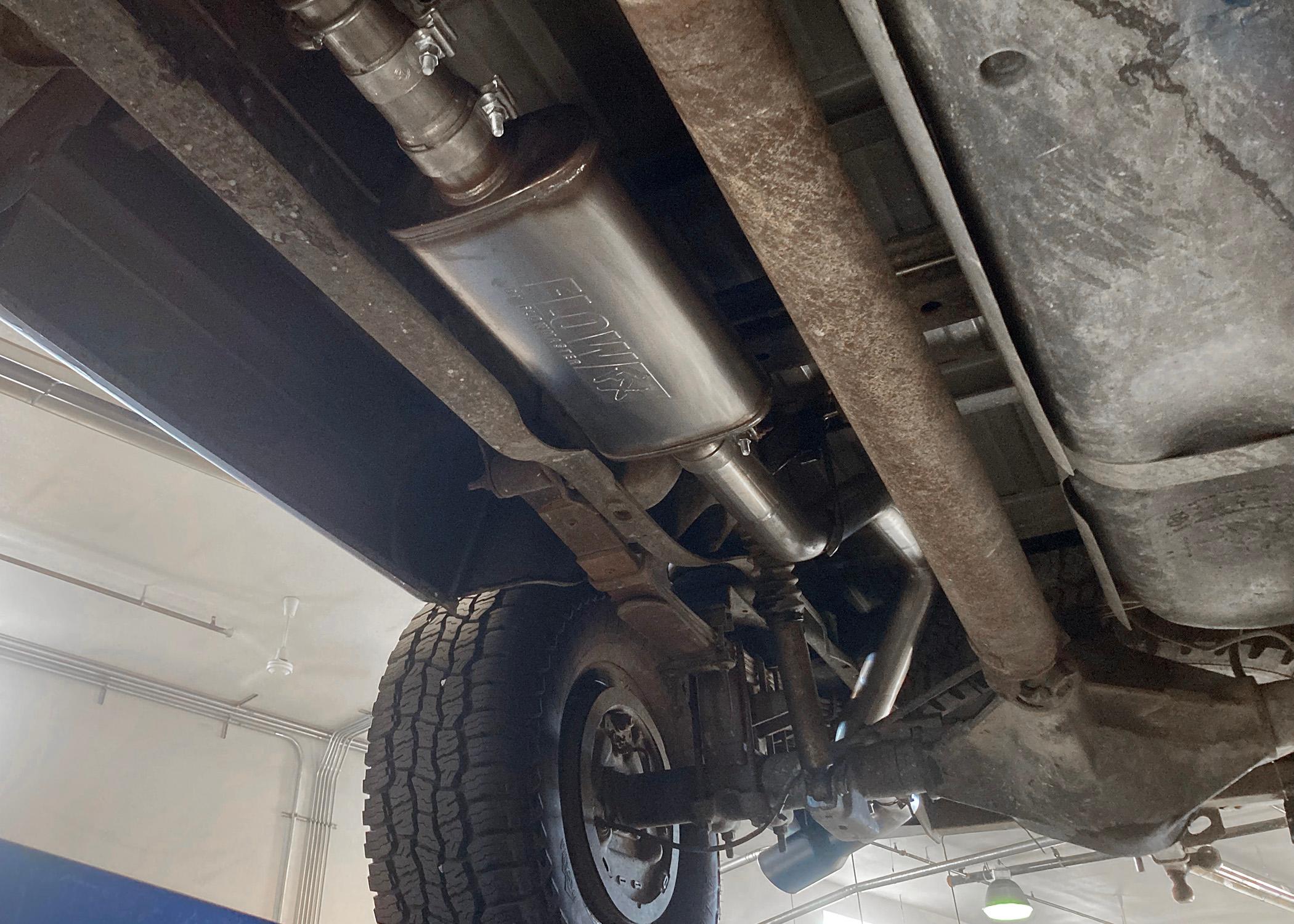Flowmaster FlowFX Cat-Back Exhaust System - 717947