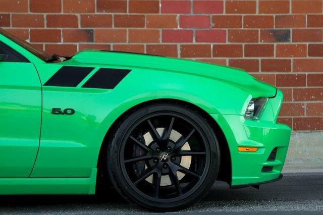 Anchor Room Upper Fender Stripes - Solid - Silver (2010-2014 Mustang) - 10FM_UFS_S