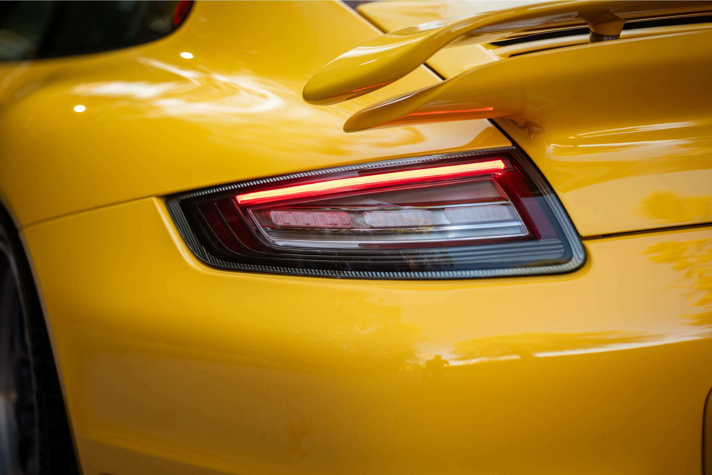 Morimoto XB LED Tail Lights: Porsche 911 997.1 (05-08 / Smoked Lens / Set) - LF745