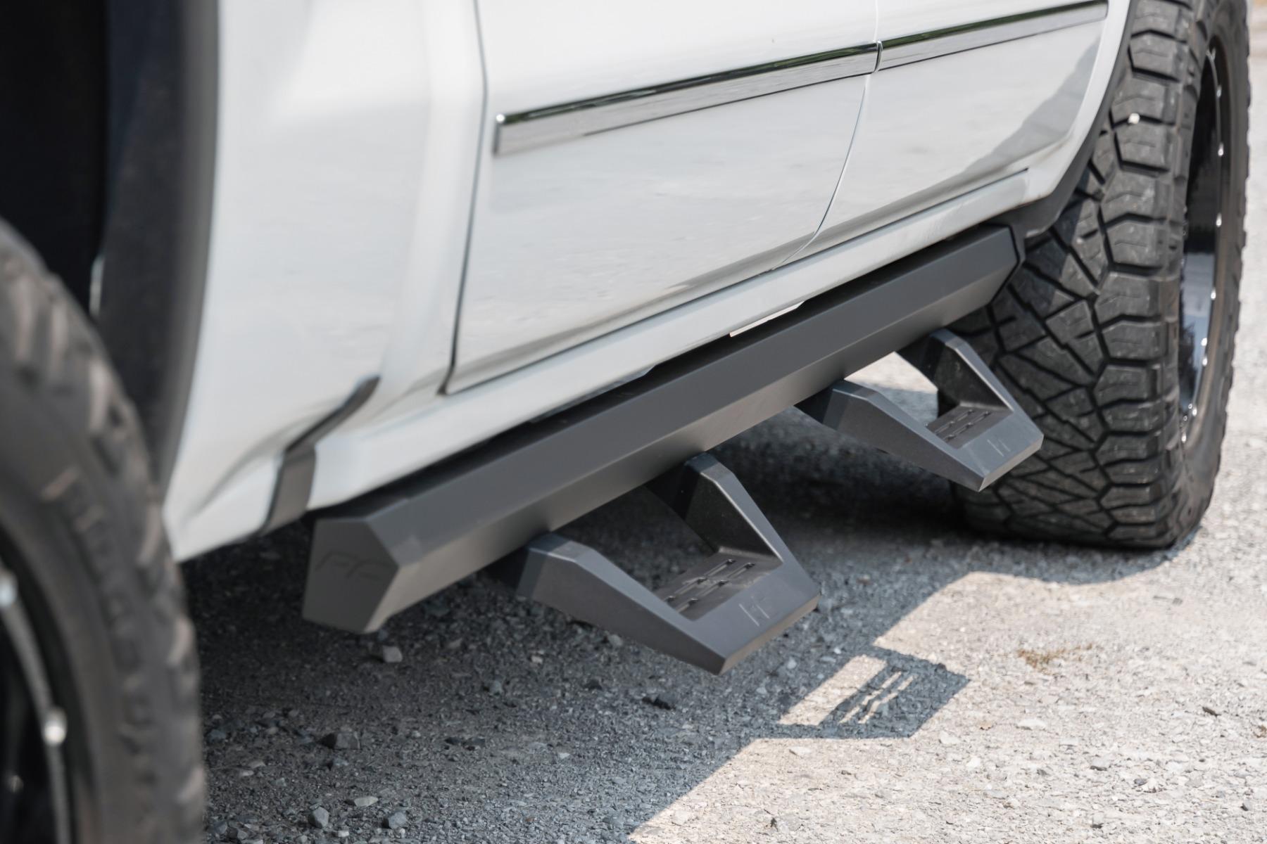 Rough Country SRX2 Adjustable Aluminum Step Crew Cab 07-18 Chevy/GMC 1500/2500HD/3500HD Rough Country - 11009A