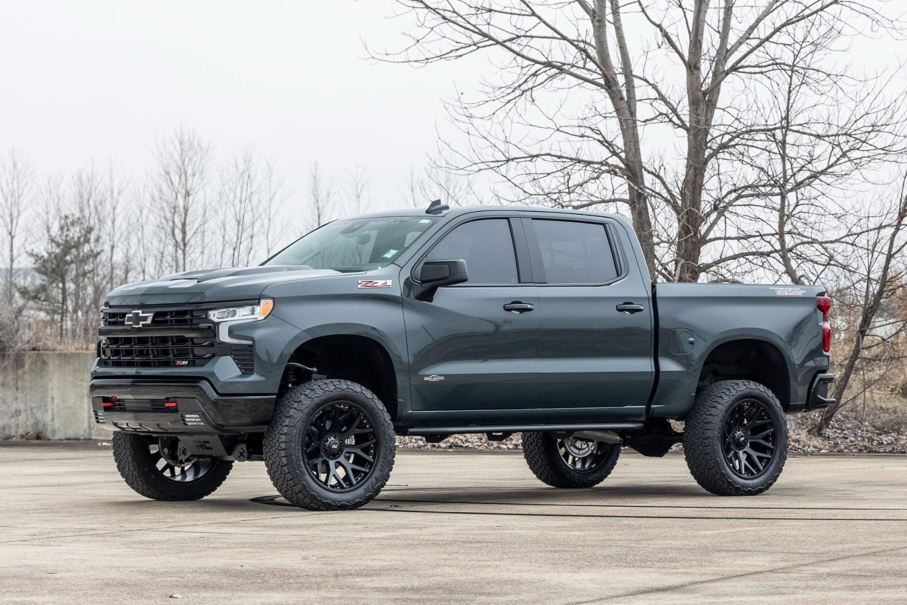 Rough Country 4 Inch Lift Kit AT4/Trailboss M1/M1 Silverado/Sierra 1500 (25-26) (2025-2026 Sierra 1500, Silverado 1500) - 110340