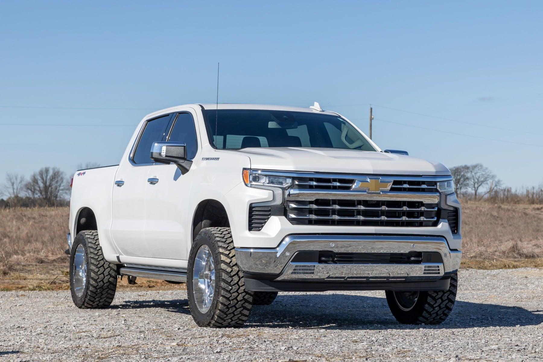 Rough Country 3.5 Inch Lift Kit N3 Struts Red Chevy Silverado 1500 2WD/4WD (2025-2026) - 110431RED