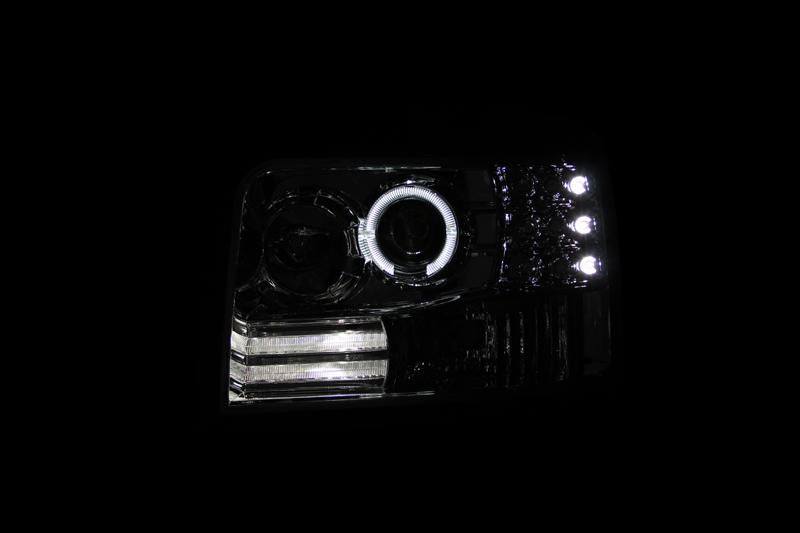 ANZO Projector Headlight Set W/Halo (1992-1997 Bronco, F-150, F-250, F-250 HD, F-350) - 111183