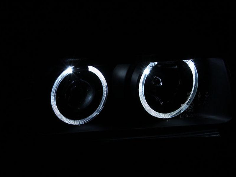 ANZO Projector Headlight Set (1992-1998 318i, 318is, 323i, 323is, 325i, 325is, 328i, 328is) - 121011