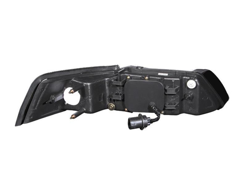 ANZO Projector Headlight Set (1999-2004 Mustang) - 121043
