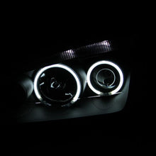 ANZO Projector Headlight Set W/Halo (2005-2006 Focus) - 121198