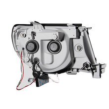 ANZO Projector Headlight Set W/Halo (2005-2011 Tacoma) - 121282