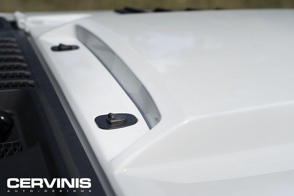 Cervinis 1251 Stalker Hood With Side Louvers (2018-2022 Wrangler/Gladiator JL)