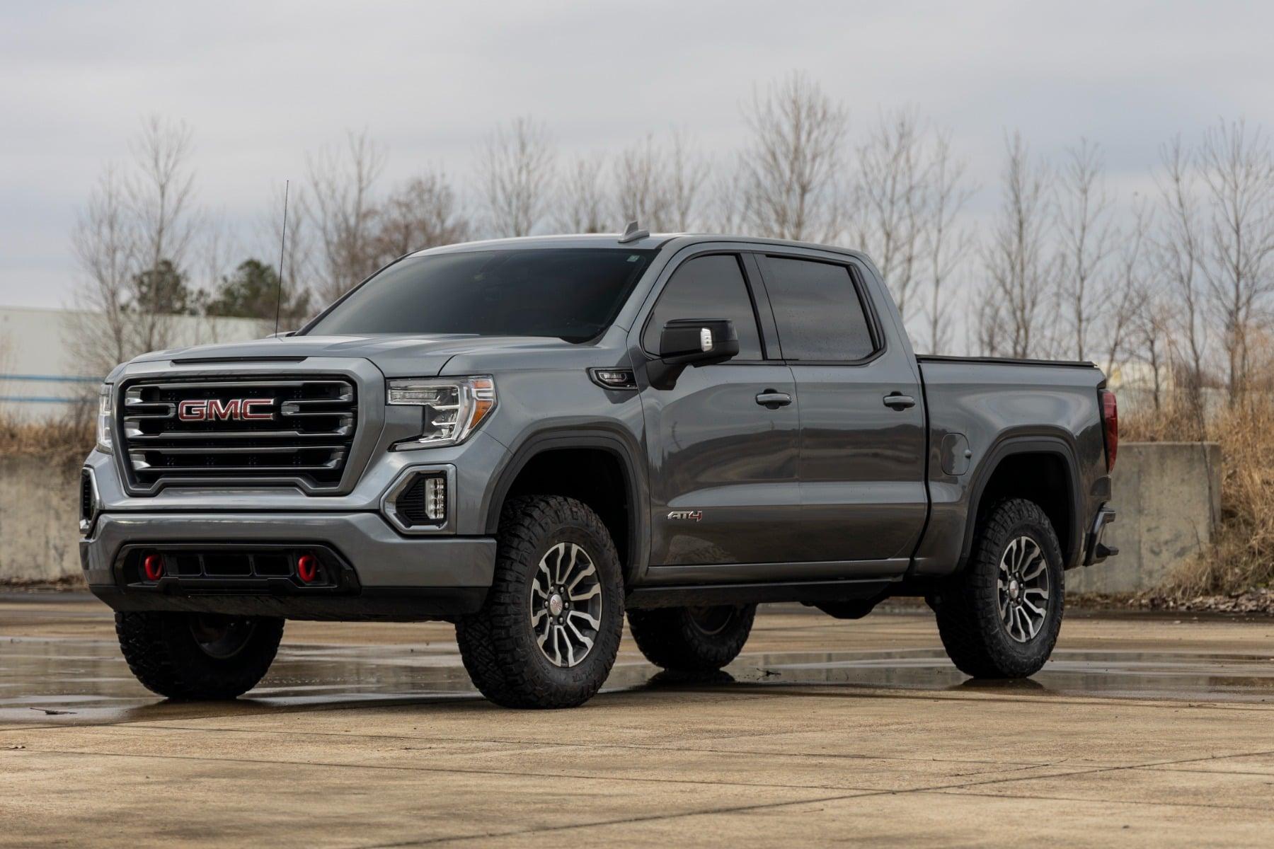 Rough Country 1.75 Inch Leveling Kit Forged Red UCA AT4 GMC Sierra 1500 (2019-2026) (2019-2026 Sierra 1500, Sierra 1500 Limited) - 1325RED