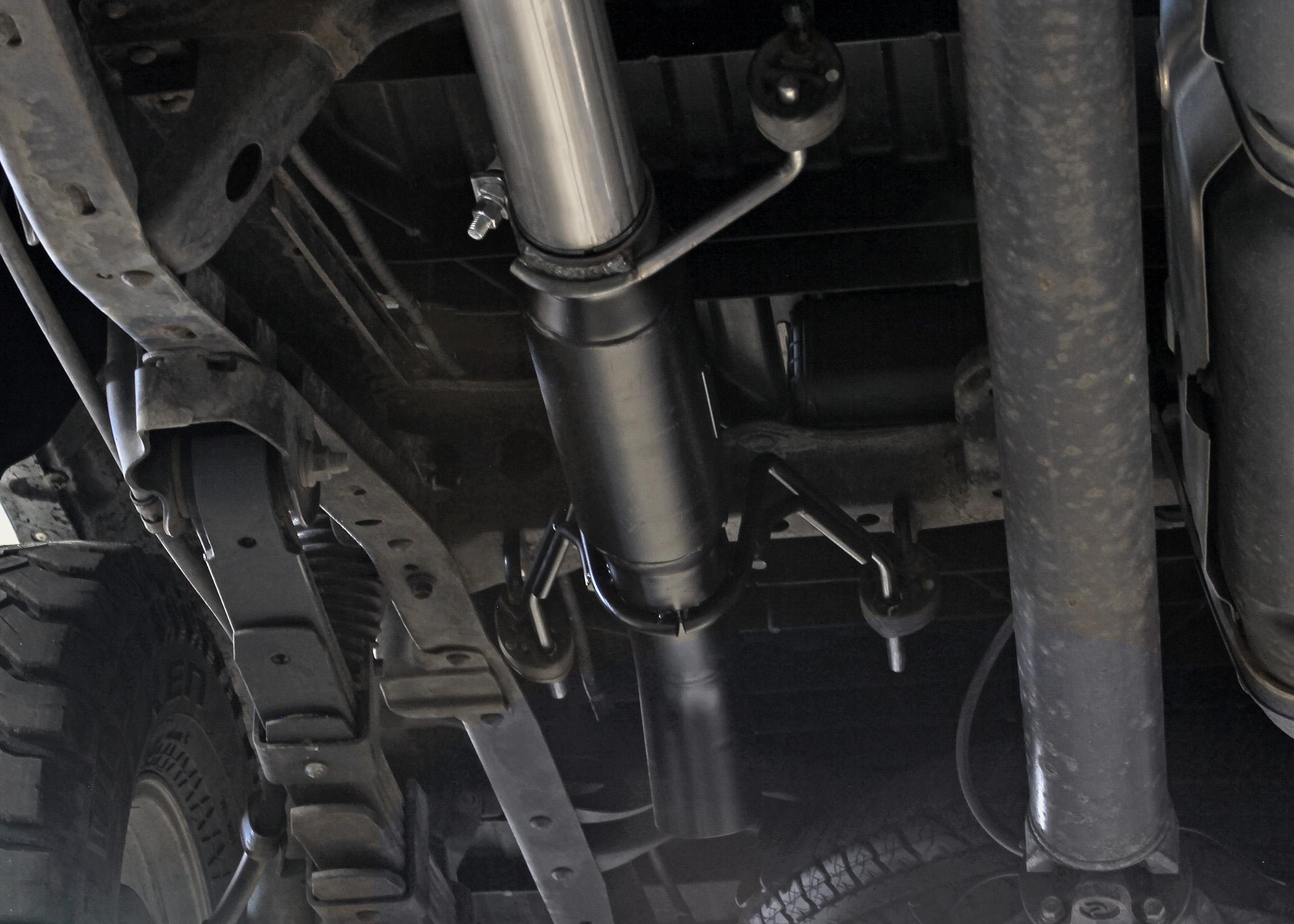 Flowmaster Outlaw Extreme Cat Back Exhaust System (2005-2015 Toyota Tacoma 4.0L) - 817960