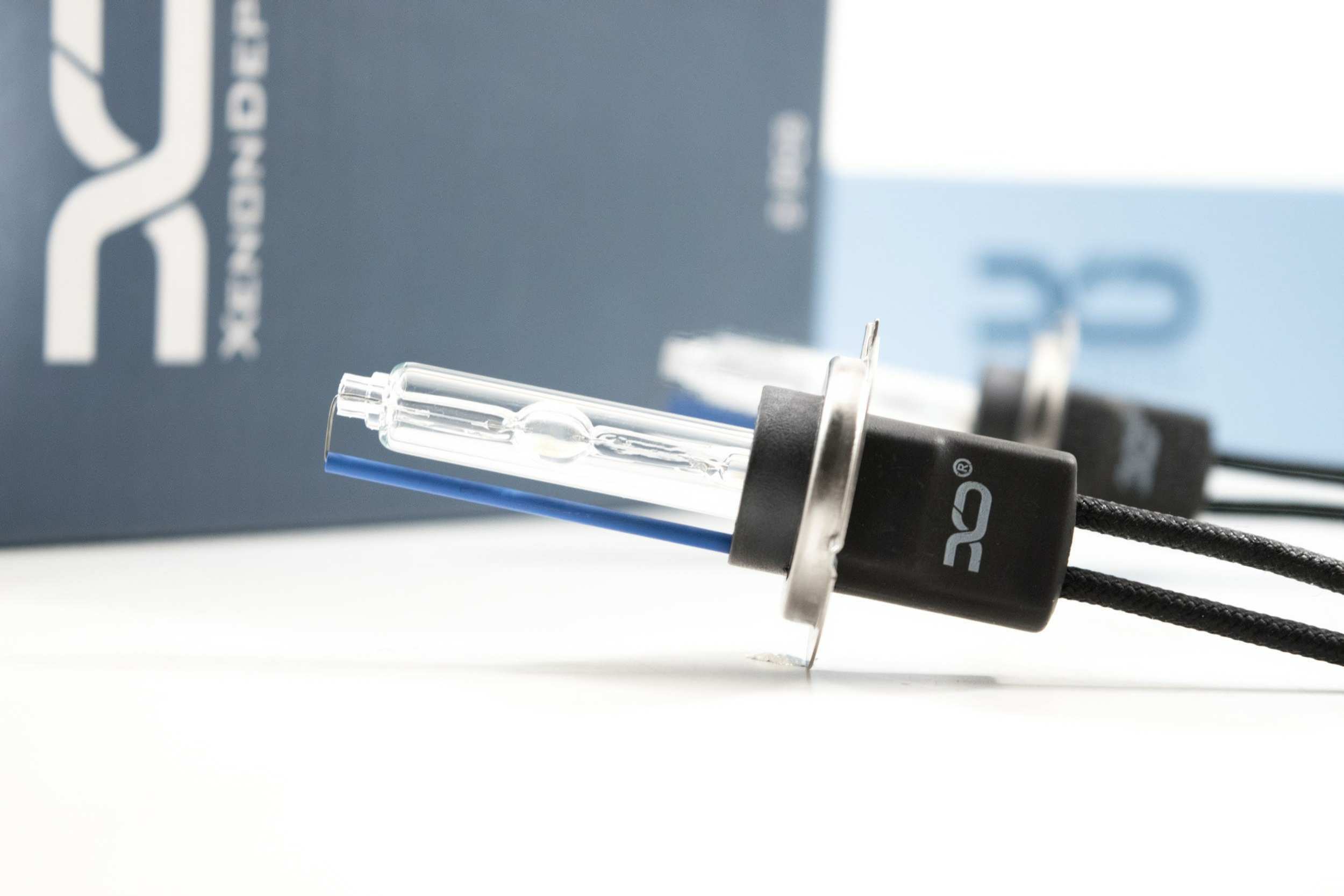 XenonDepot H7B: XTR 6K HID Bulbs (Pair) (Universal) - XD.N.024