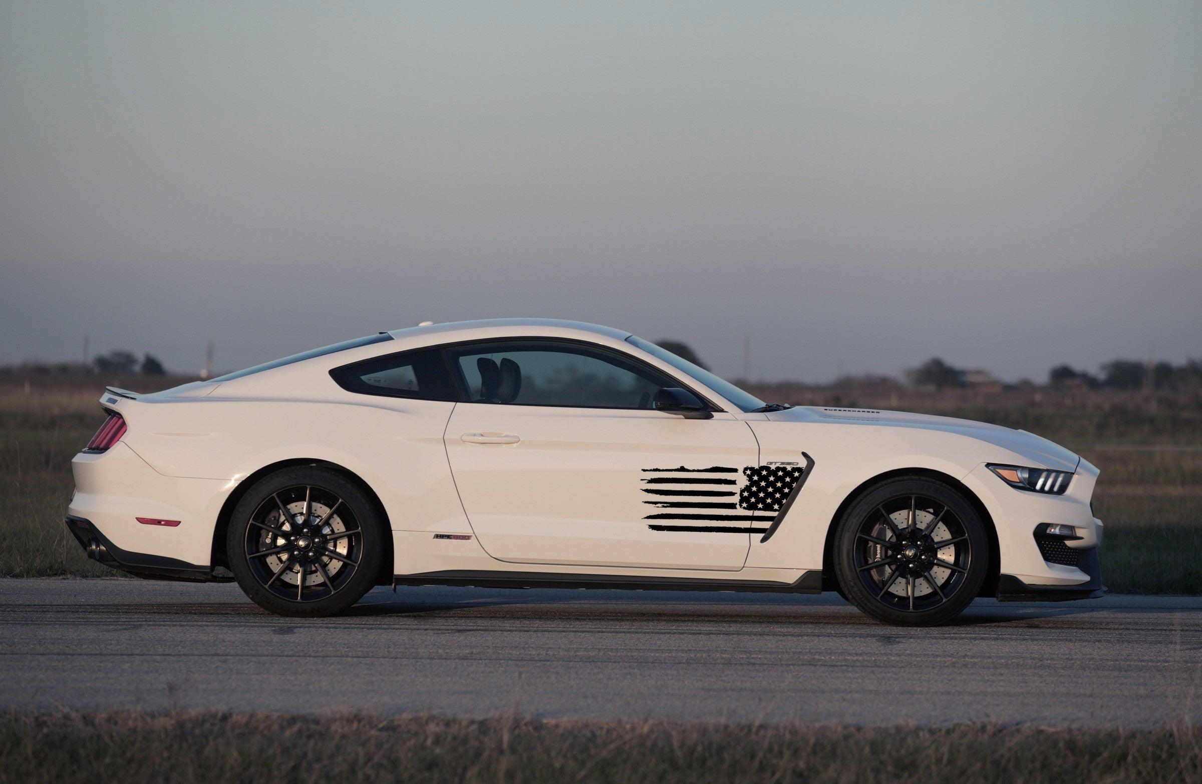 Anchor Room GT350 Side Tattered Flag - Matte White (2016-2020 GT350 Mustang) - 16FS_G3SF_MW