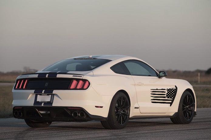 Anchor Room GT350 Side Tattered Flag - Matte White (2016-2020 GT350 Mustang) - 16FS_G3SF_MW
