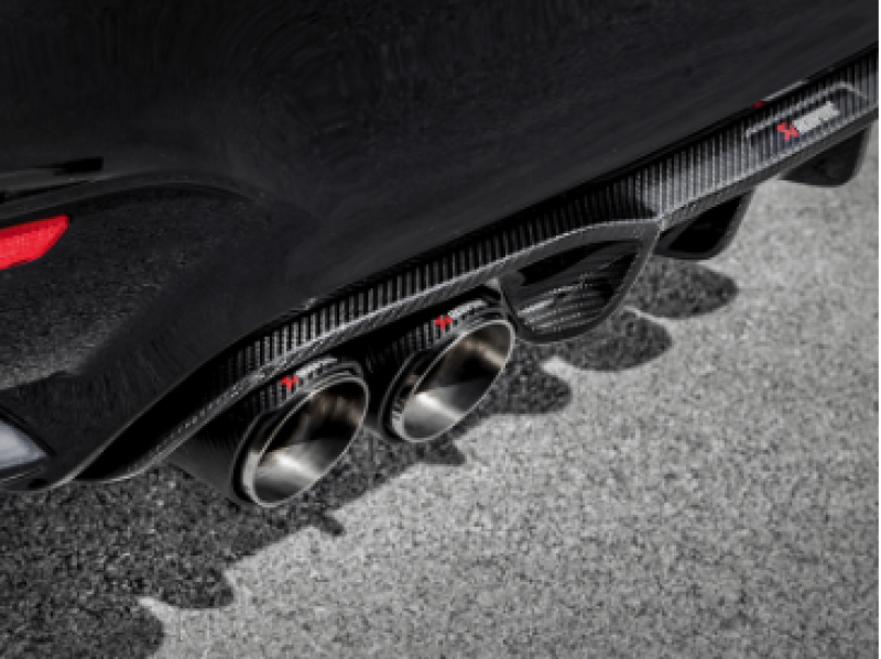 Akrapovic 2014-2020 BMW Rear Carbon Fiber Diffuser - High Gloss. (2015-2020 M3, M4) - DI-BM/CA/4/G