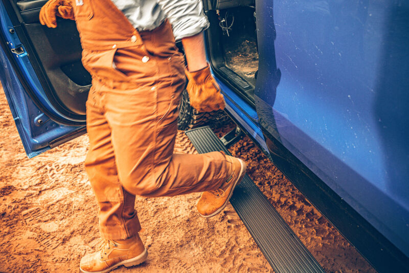 AMP Research Powerstep Plug-N-Play For 2025 Ram 2500 3500 All Cabs (2025 2500, 3500) - 76365-01A