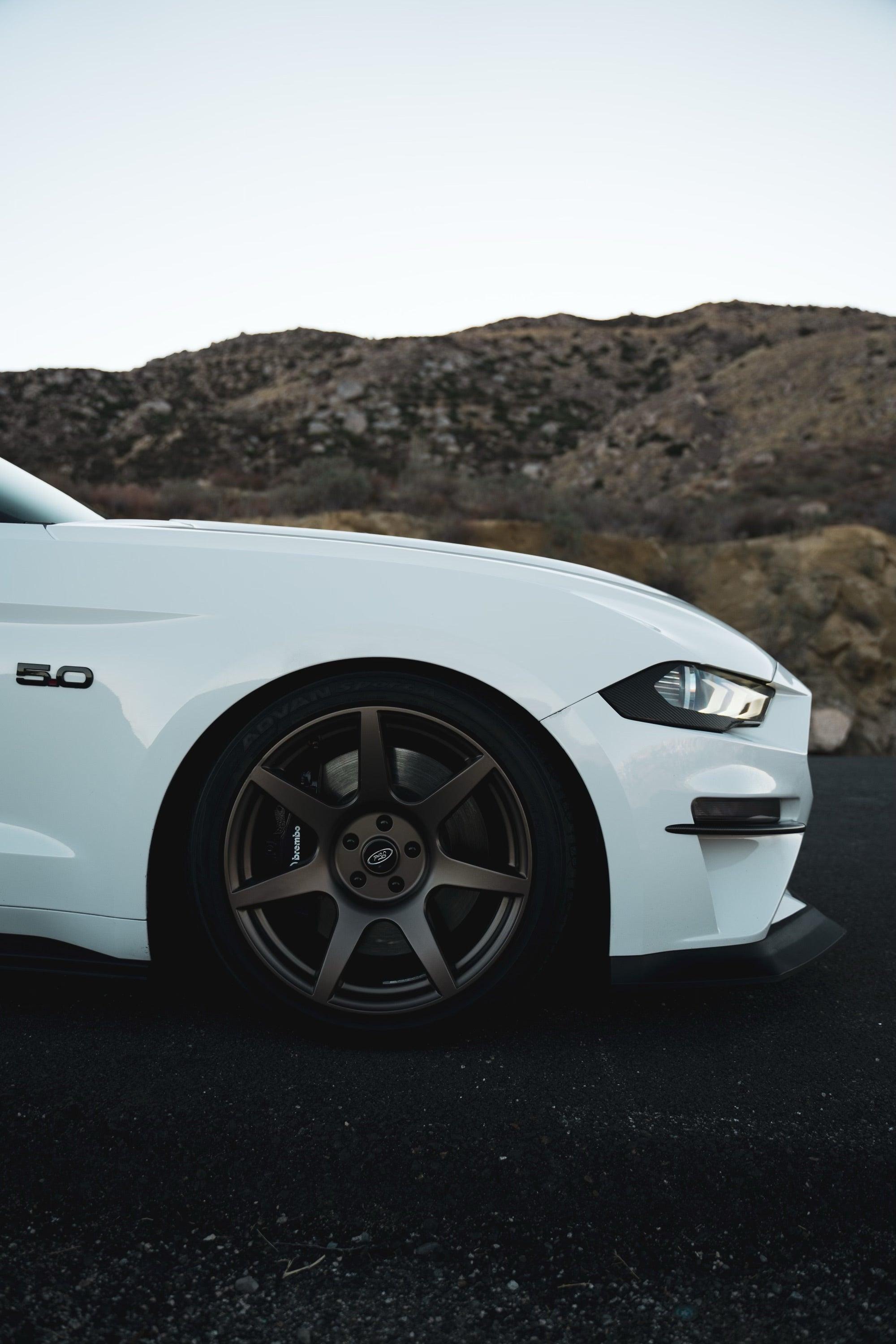 Anchor Room Headlight Amber Corner Vinyl Lens Tint - Black Out (2018-2023 Mustang) - 18FM_HAC_G