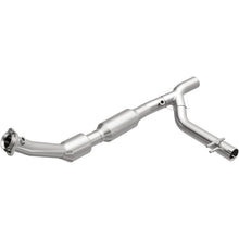 MagnaFlow California Direct-Fit Catalytic Converter (2002-2003 F-150 King Ranch, F-150 Lariat, F-150 XL, F-150 XLT) - 4583412