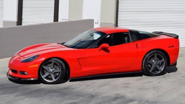 C7 Carbon C6-SS-CF 2005-2013 Base C6 Corvette ZR1 Carbon Fiber Side Skirts With Mudflaps