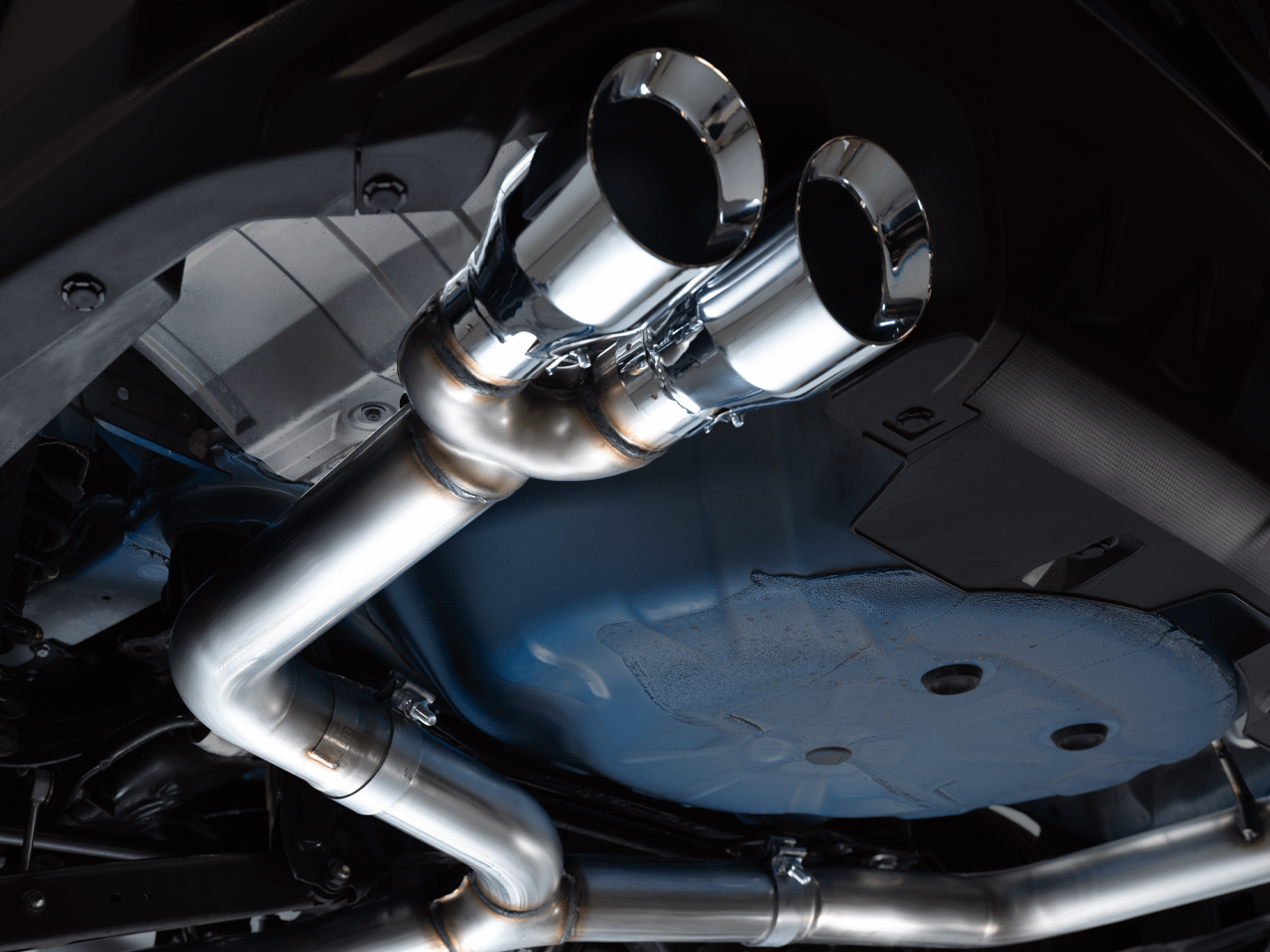 AWE Track Edition for VB Subaru WRX - 3020-42979