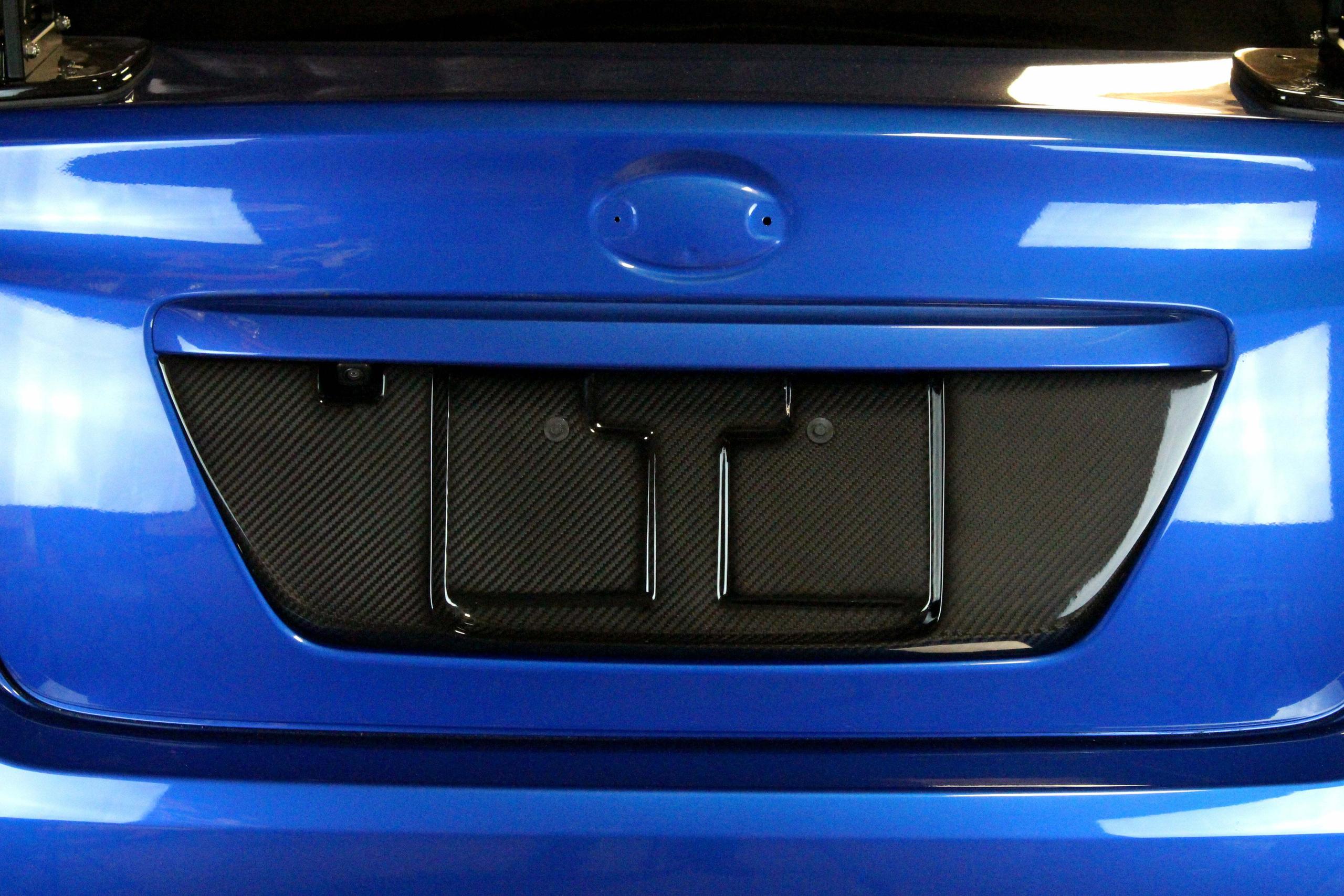 APR Carbon Fiber License Plate Frame/WRX,STI Sedan (2015-up WRX/STI Sedan) - CBX-WRXLIC15