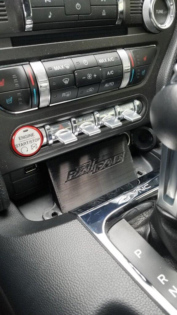 Fathouse Fabrications Airlift 3P Controller Mount (2015-2021 Mustang)