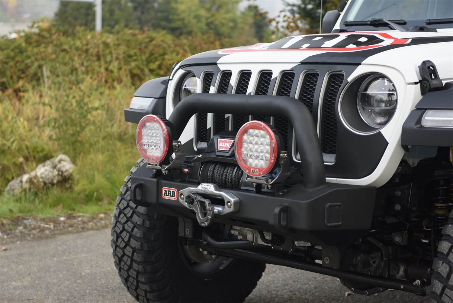 ARB Stubby Bumper (2018-2021 Gladiator, Wrangler) - 3450450