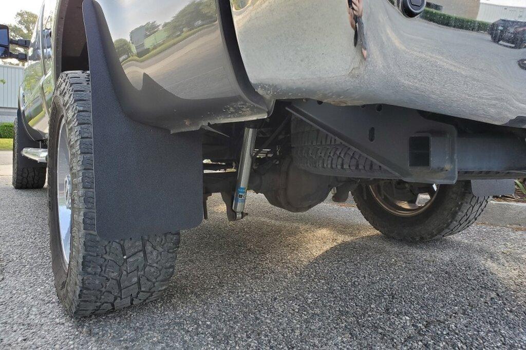 JLT JLTSGFR-F25011 X-Large MUD FLAPS/SPLASH GUARDS (2011-16 Ford F-250 Super Duty)