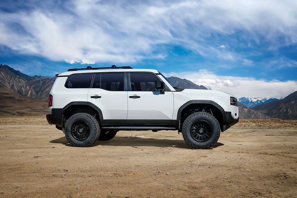 Icon 24 Tacoma Billet Uca Dj Pro Kit - 58552DJ