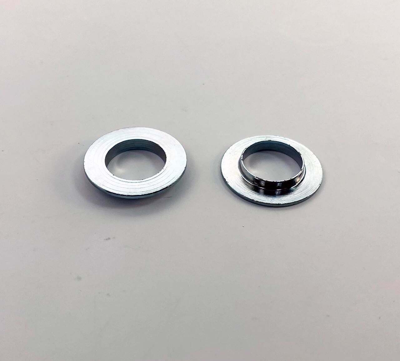 UPR 05-10 Mustang 3rd Link Stepped Reducing Spacers