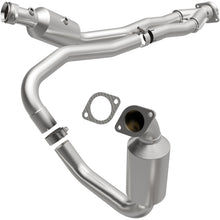 MagnaFlow Oem Grade Direct-Fit Catalytic Converter (2015-2019 Transit-150, Transit-250, Transit-350, Transit-350 HD) - 21-710