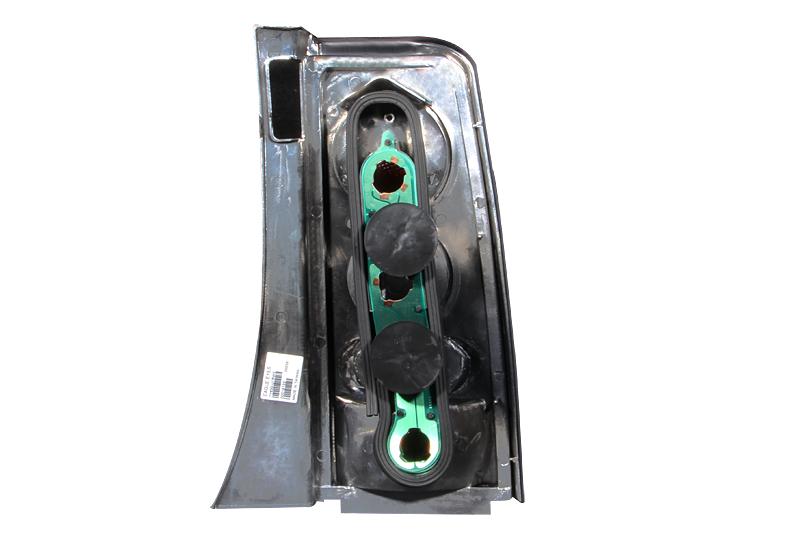 ANZO Tail Light Assembly (2004-2006 xB) - 221103