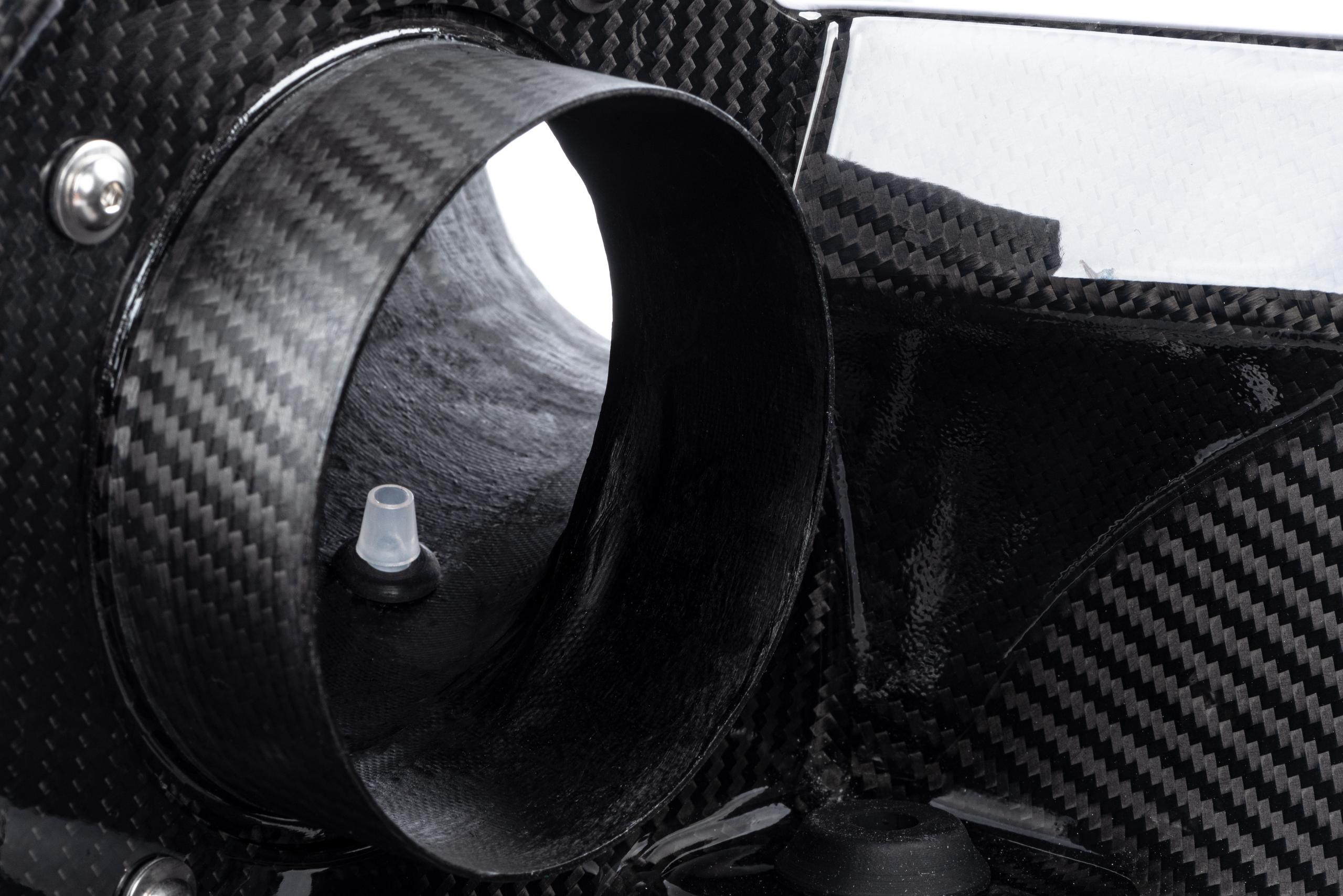 APR Cold air intake - CI100040