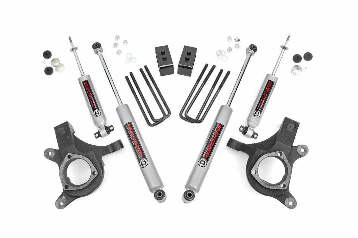 Rough Country 3-inch Suspension Leveling Lift Kit - 232N2