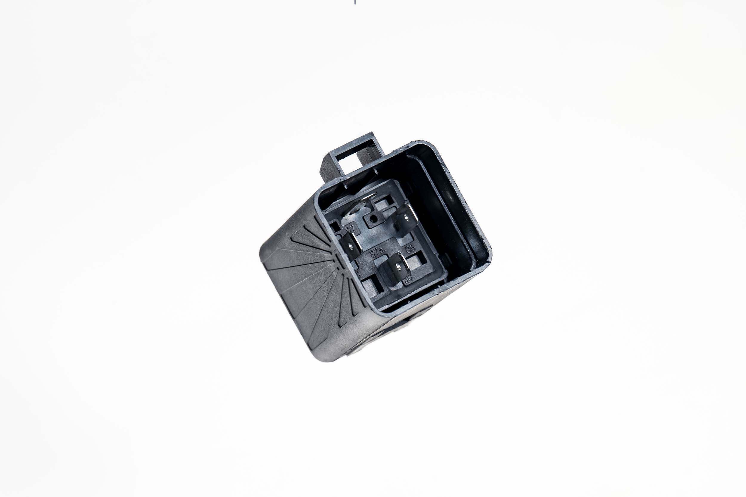 Morimoto Relay: Weatherpack Cube - WP320