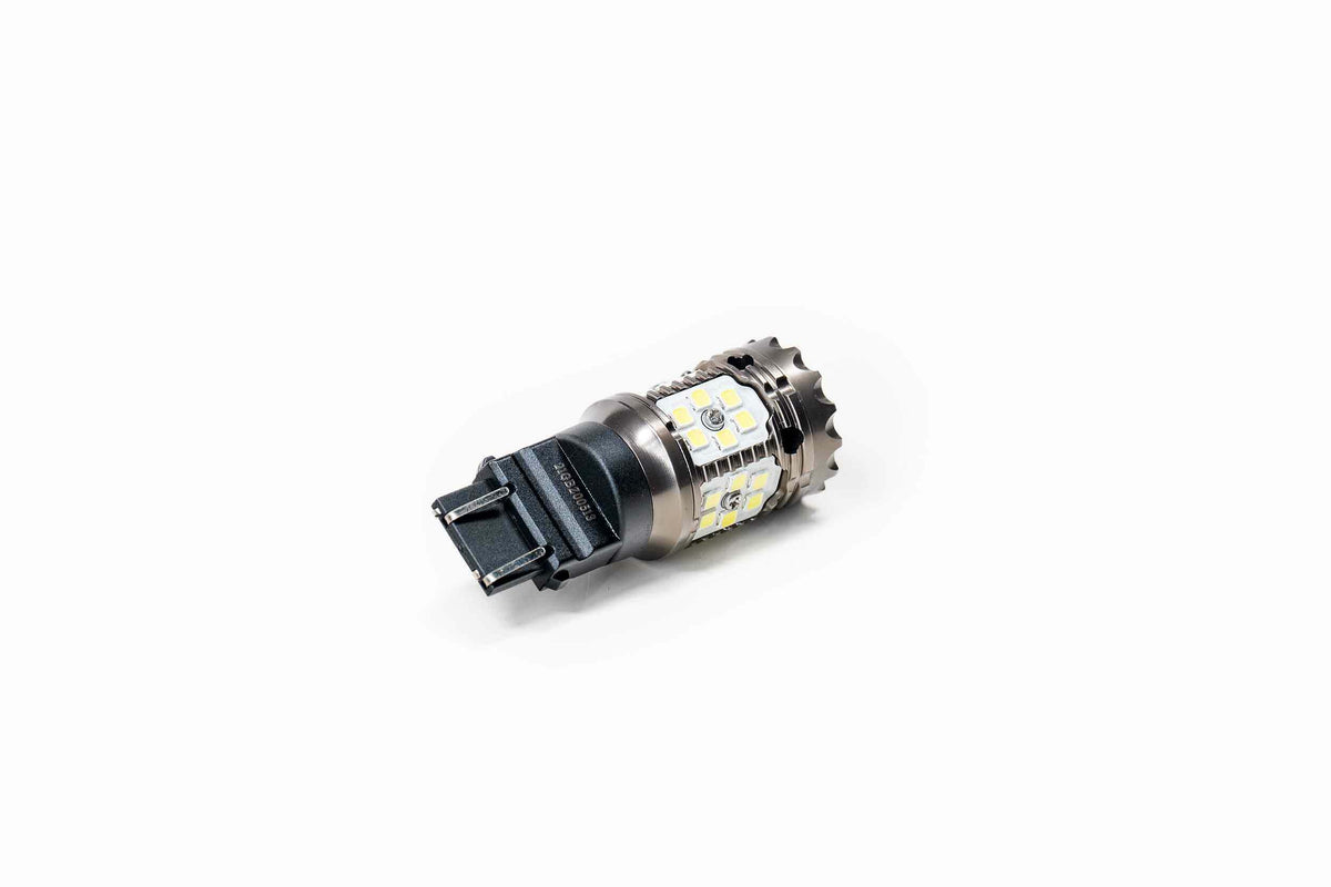 GTR Lighting 3156/3157: GTR Carbide Canbus 2.0 LED (White) (Universal) - GTR.LED583