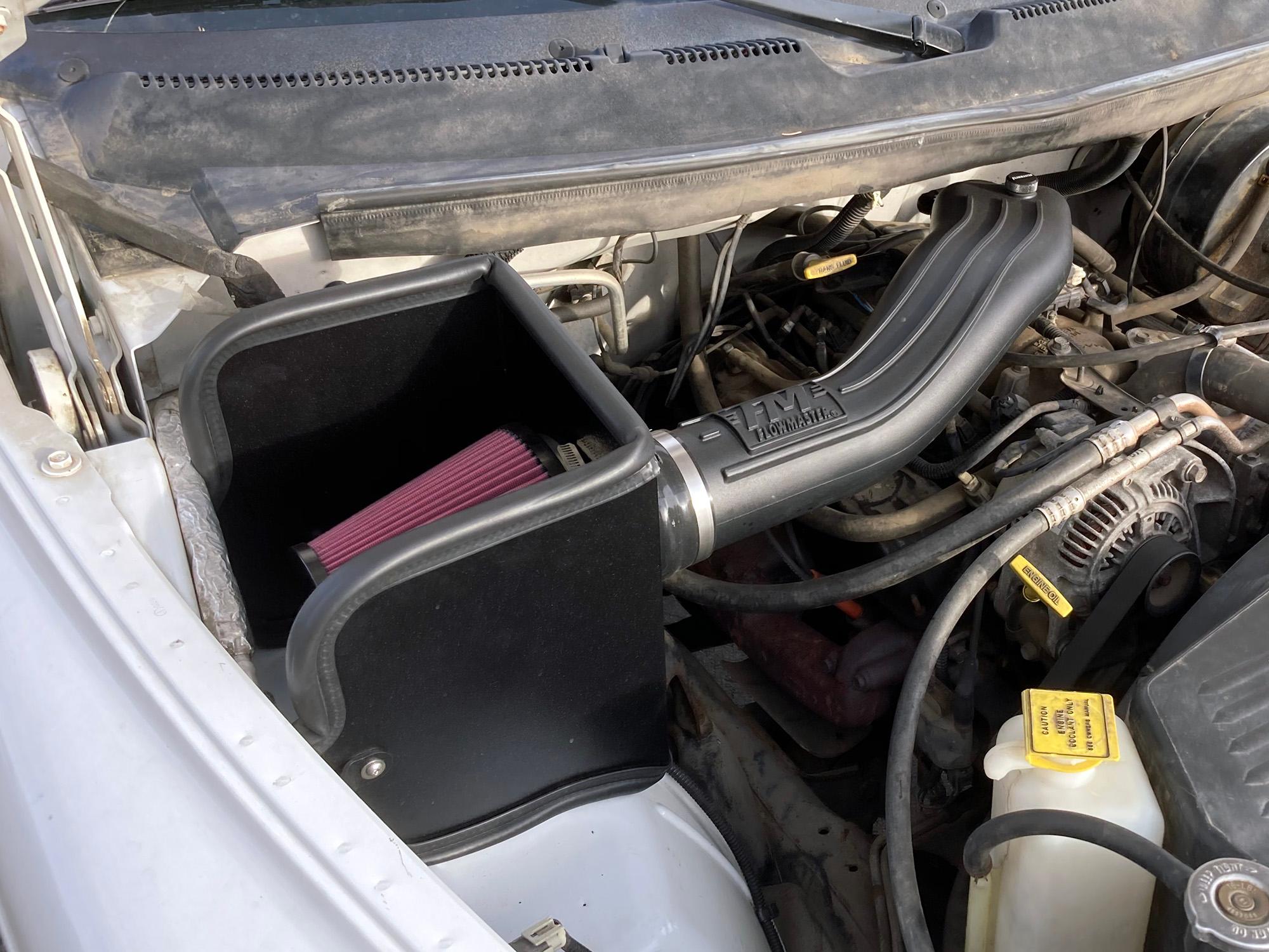 Flowmaster Delta Force Cold Air Intake Kit (94-01 Ram 1500) - 615109