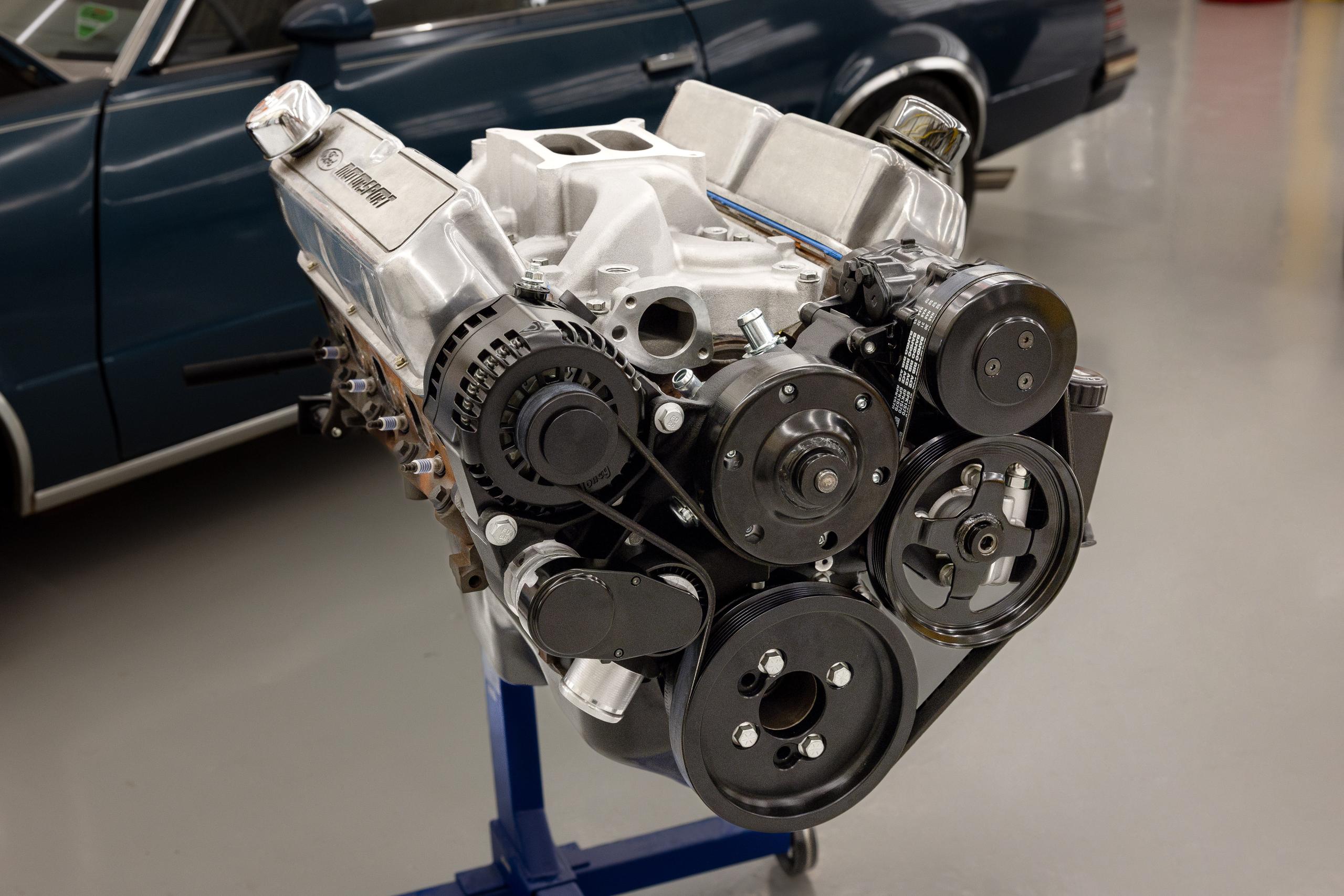 Holley Small Block Ford Mid-Mount Complete Accessory System - 20-370BK
