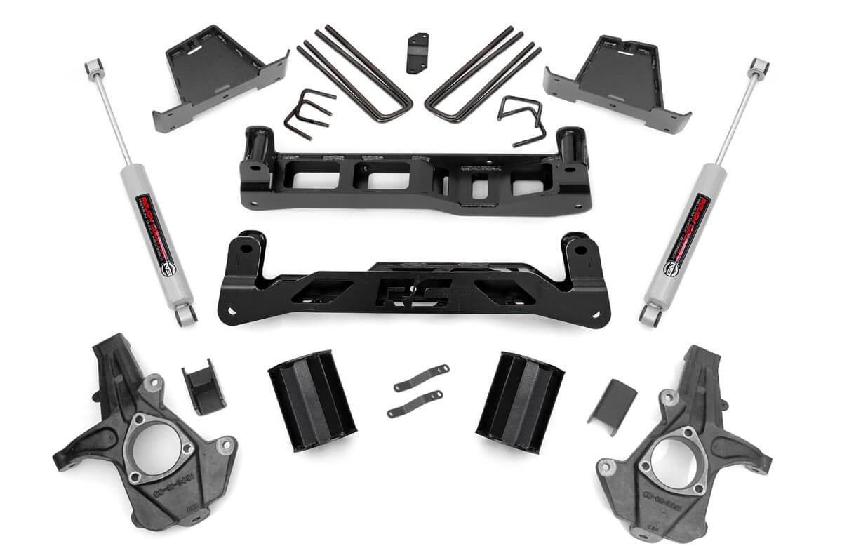 Rough Country 7.5in GM Suspension Lift Kit w/N3 Shocks (2007-2013 GMC Sierra 1500,2007-2013 Silverado 1500 2WD) - 26330