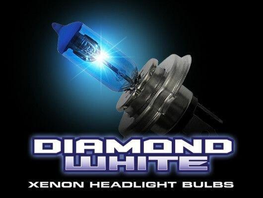 Recon 9005 (4,600 KELVIN) Headlight Bulbs in Diamond White