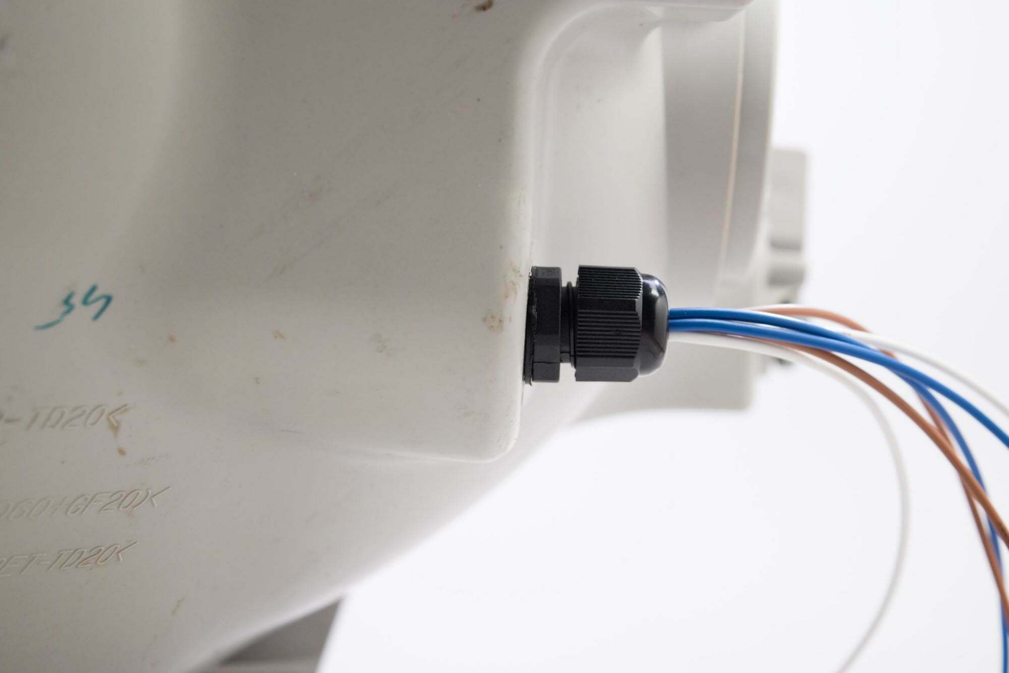 Acme Cable Gland: 9mm (Universal) - WP1