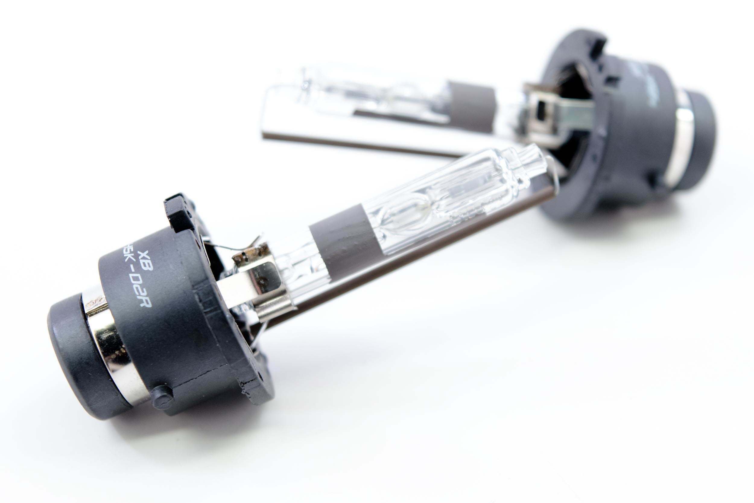 Morimoto D2R: XB 6K HID Bulbs (Pair) (Universal) - MM.N.068