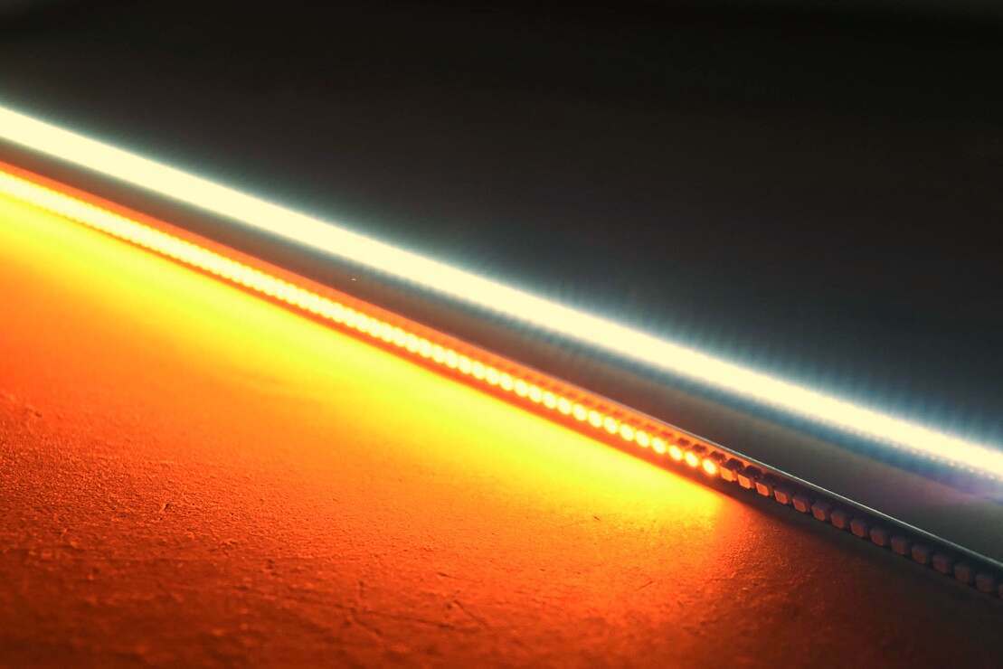 Profile 6":  Pivot Strip w/ Driver (Switchback Sequential) (Universal) - LED280