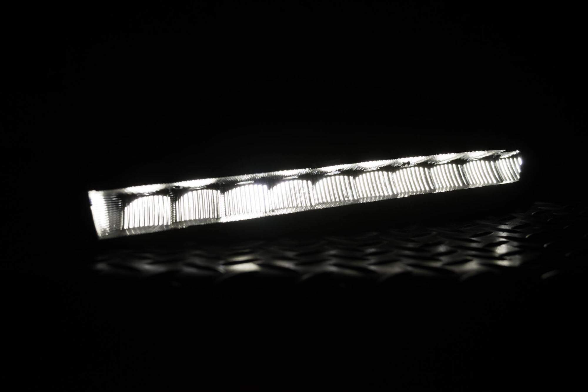 Morimoto Profile Pivot Sequential Switchback Controller (8 outputs) (Universal) - LED162