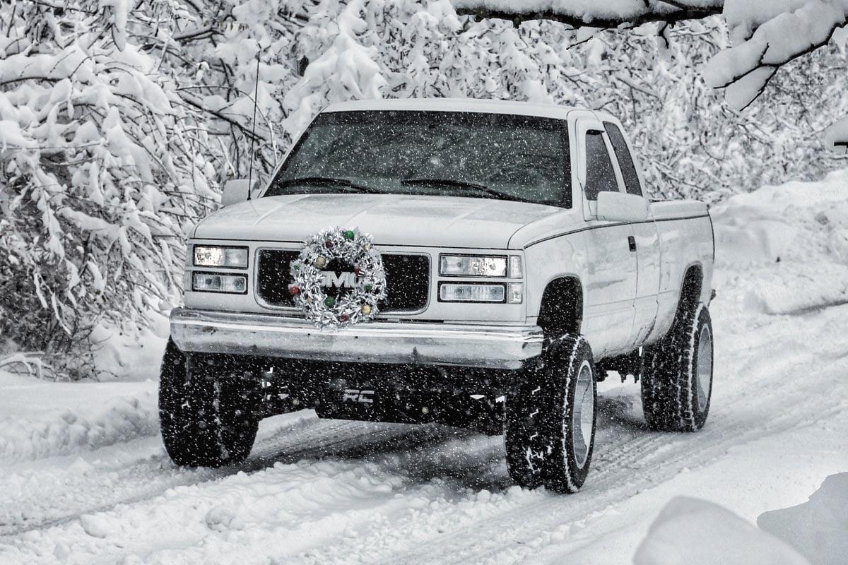 Rough Country 4in GM Suspension Lift Kit - 27430