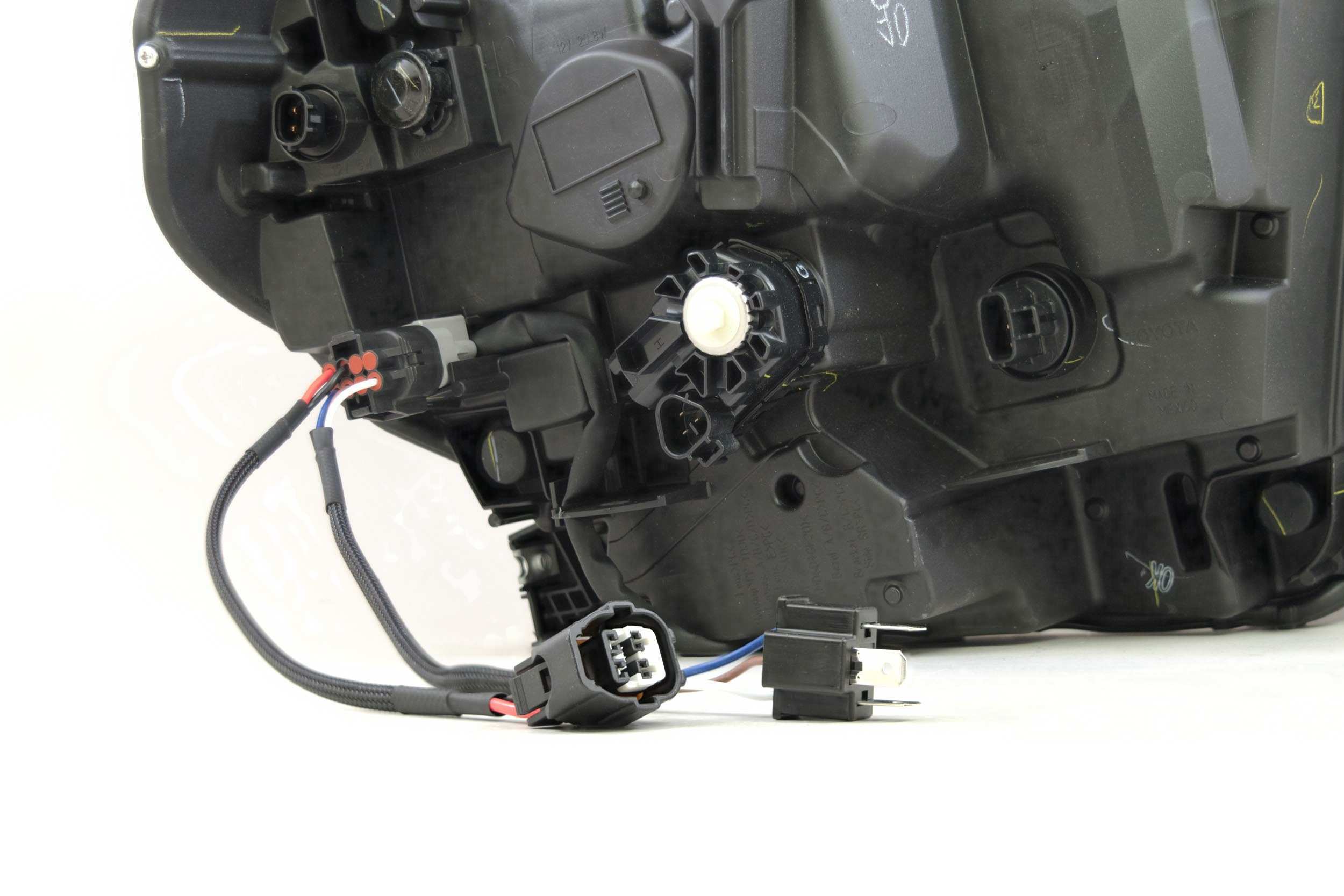 Morimoto Conversion Harness: Tundra OEM LED Heads DRL Adapter (14-19) (Toyota Tundra (14-20)) - H126.1