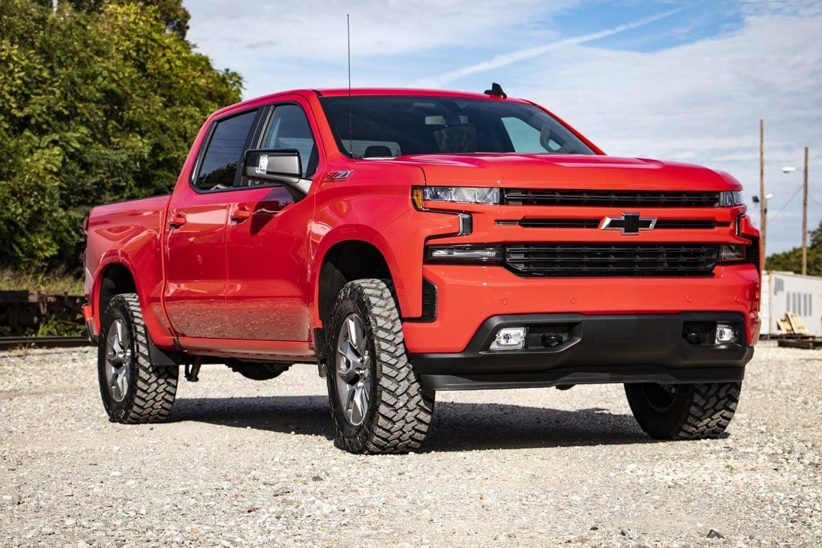 Rough Country 3.5 Inch Lift Kit Vertex/V2 Rear Mono Leaf Chevy Silverado 1500 (22-24) (2022-2024 Silverado 1500) - 28257